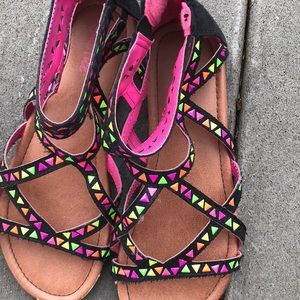 Girls size 5 justice sandals
